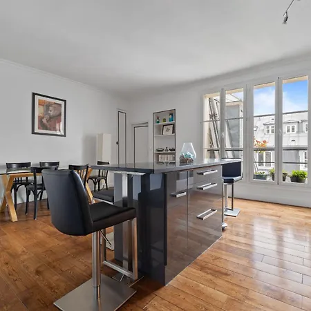 Apartment Colonnade *